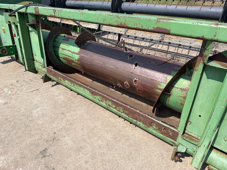 john-deere-216-image-7