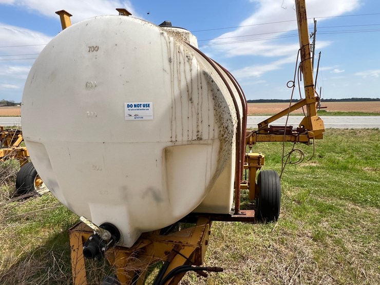 no-reserve-kbh-applicator-tank-trailer-image-1