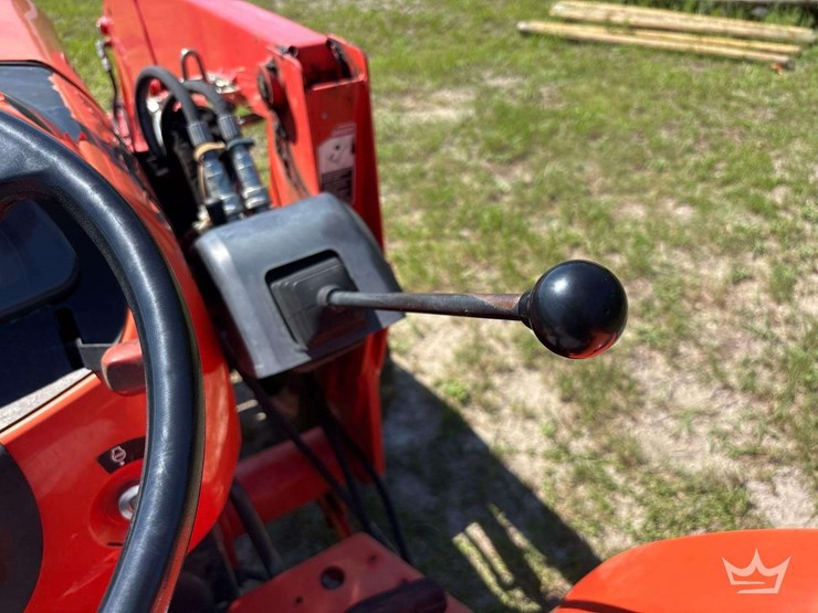 2021-kubota-l4701d-image-25