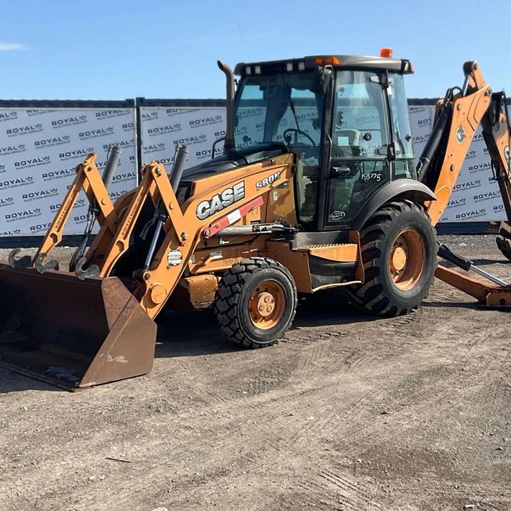 2012 CASE 580N