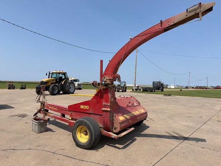 new-holland-900-image-4