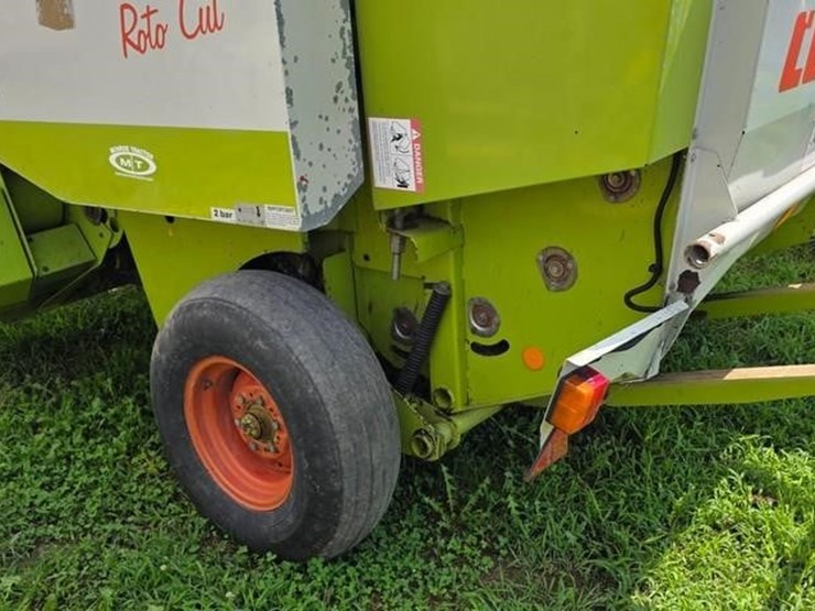 claas-rollant-250rc-image-12