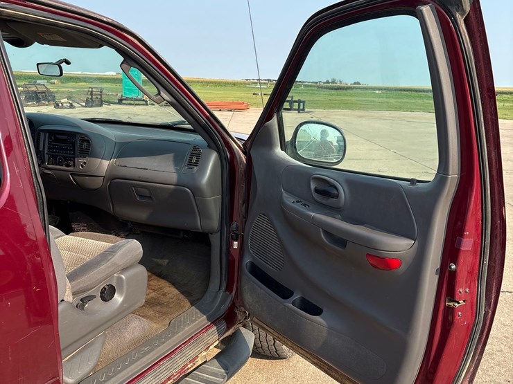 2003-ford-f150-image-39