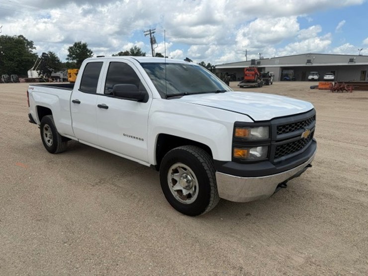 2014-chevrolet-1500-image-2