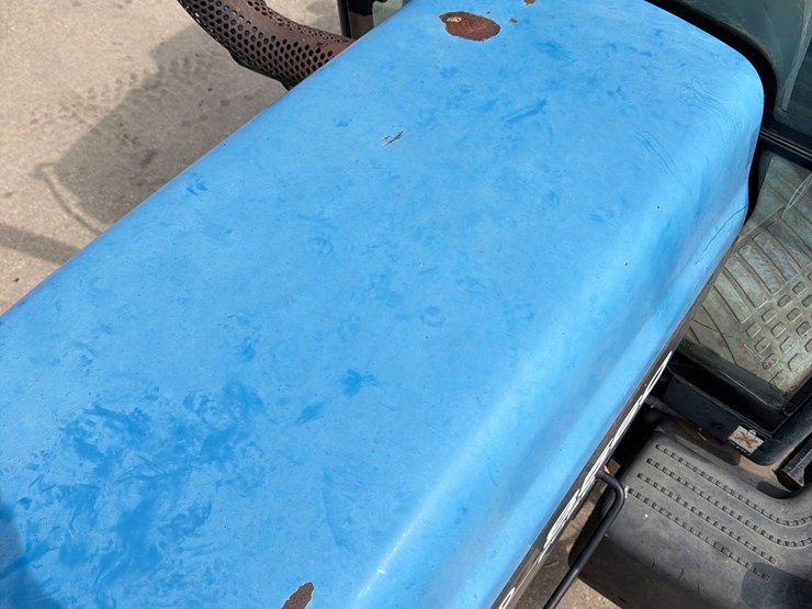 new-holland-8560-image-43