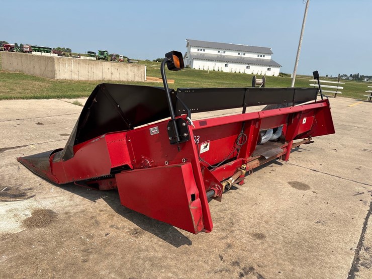 case-ih-1063-image-2