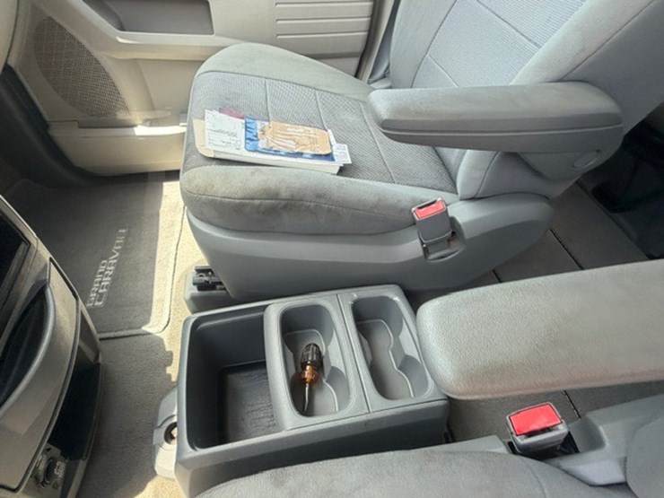 2009-dodge-grand-caravan-sxt-image-42