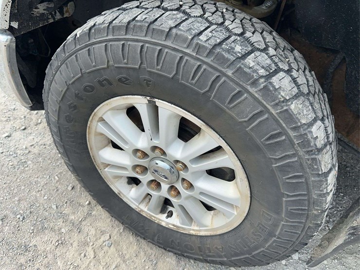 2014-ford-f150-xlt-image-9