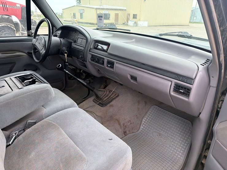 1997-ford-f250-image-23