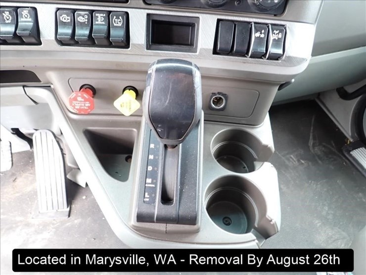 2017-kenworth-t680-image-18