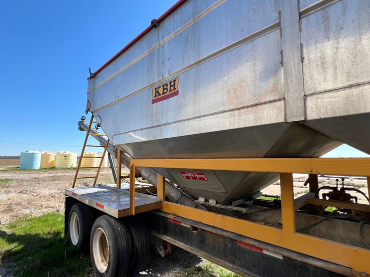 kbh-tender-trailer-image-4