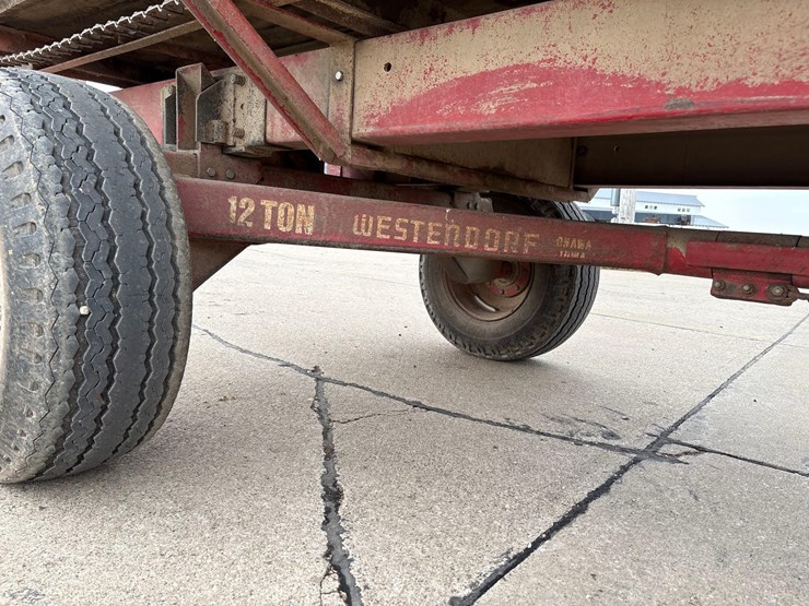 roorda-16ft-rear-unload-silage-wagon-image-26