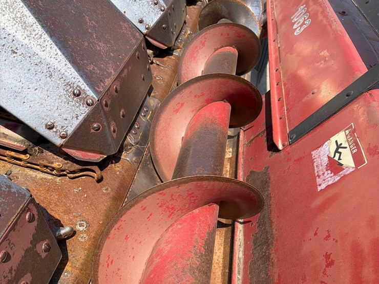 case-ih-1063-image-23