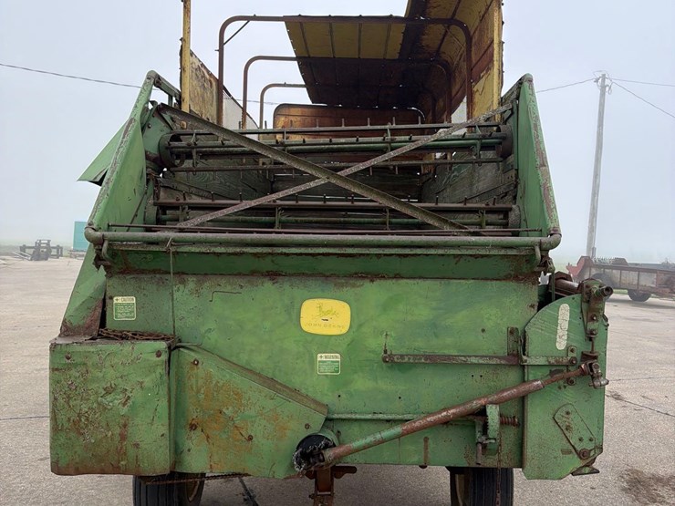 john-deere-125-image-3