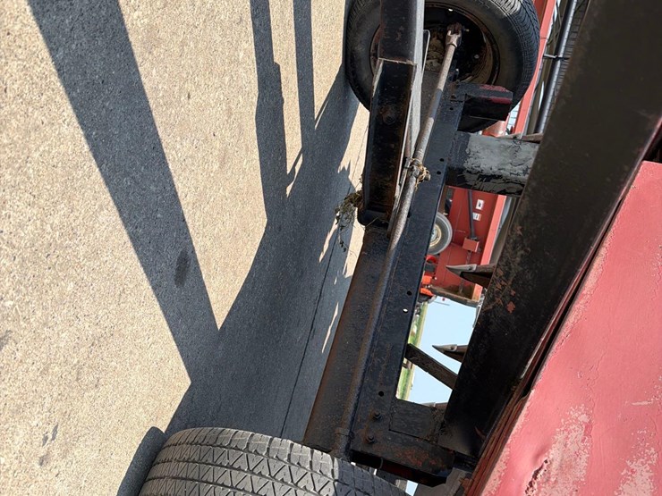 case-ih-1063-image-21