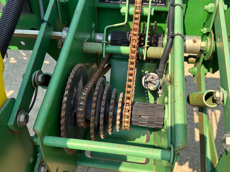1994-john-deere-7200-image-17