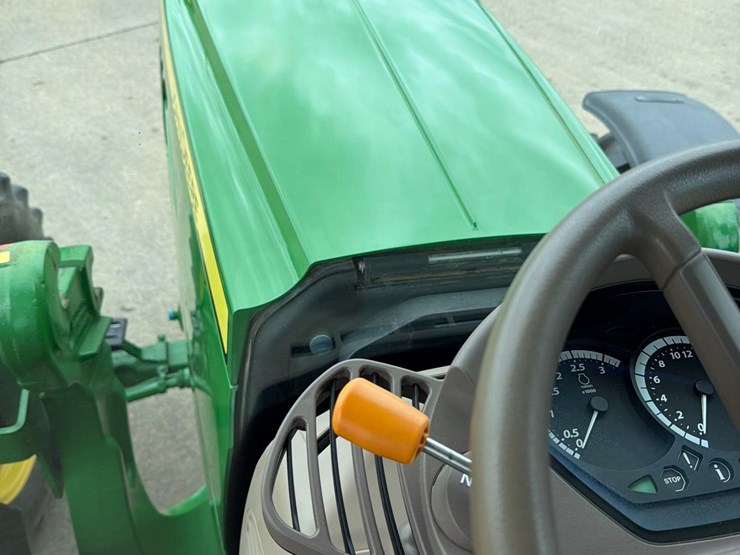 2021-john-deere-6155r-image-47