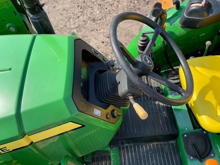 2022-john-deere-5055e-image-41