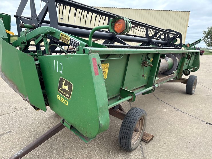 john-deere-920-image-17