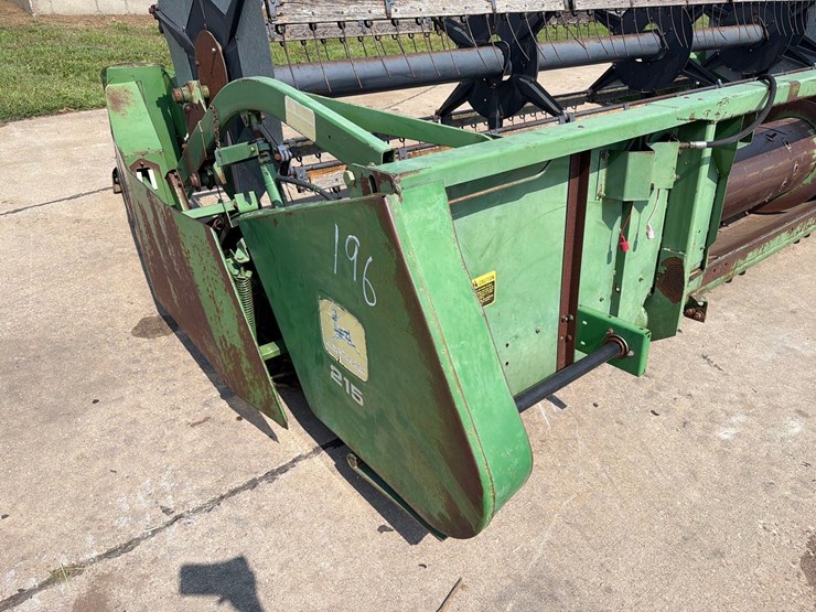 john-deere-216-image-11