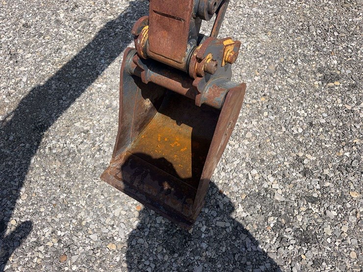 2020-deere-35g-image-12