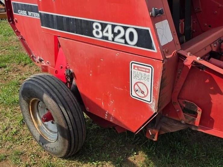 case-ih-8420-image-15