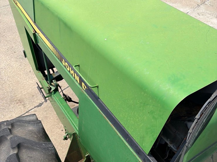 john-deere-8560-image-35