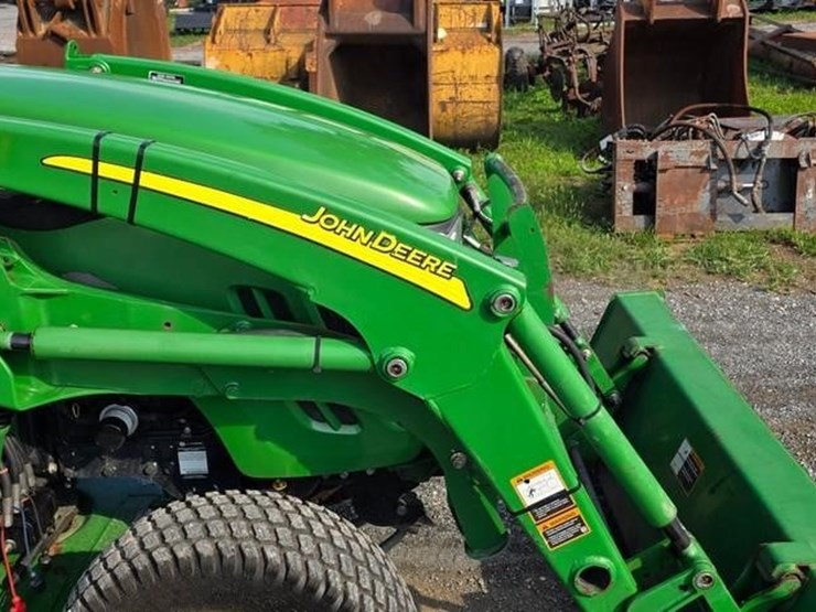 2013-john-deere-3520-image-9