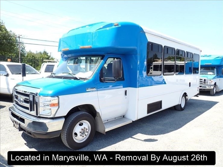 2019-ford-e450-image-1