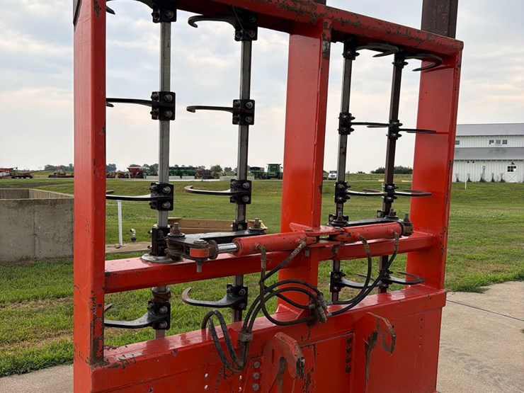 jrb-416-mount-bale-accumulator-image-16