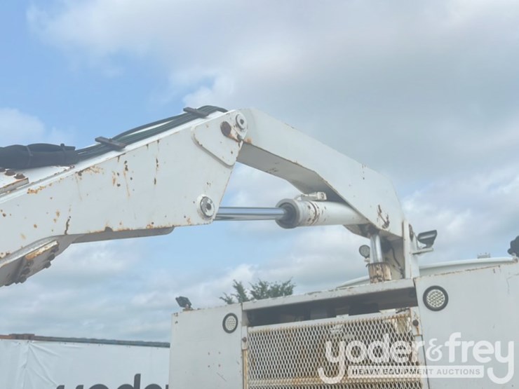 2000-sterling-lt9500-image-45