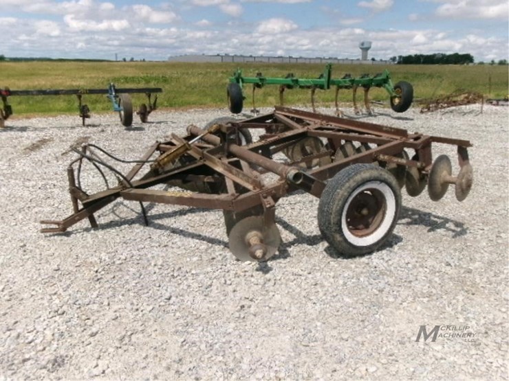 burch-210-image-2