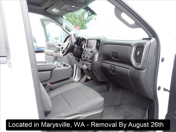 2023-chevrolet-2500-image-6