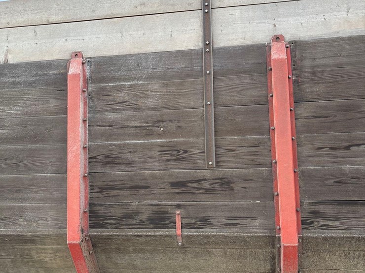 roorda-16ft-rear-unload-silage-wagon-image-22
