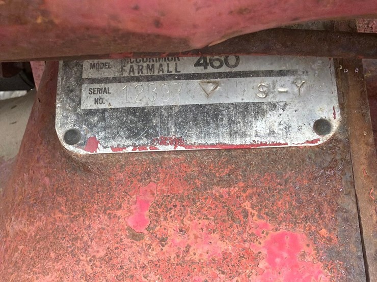 farmall-460-tractor-image-13