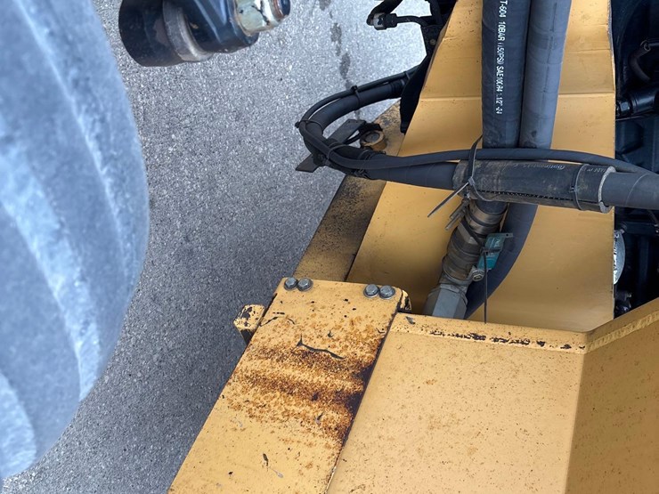 new-holland-ts6.125-image-42