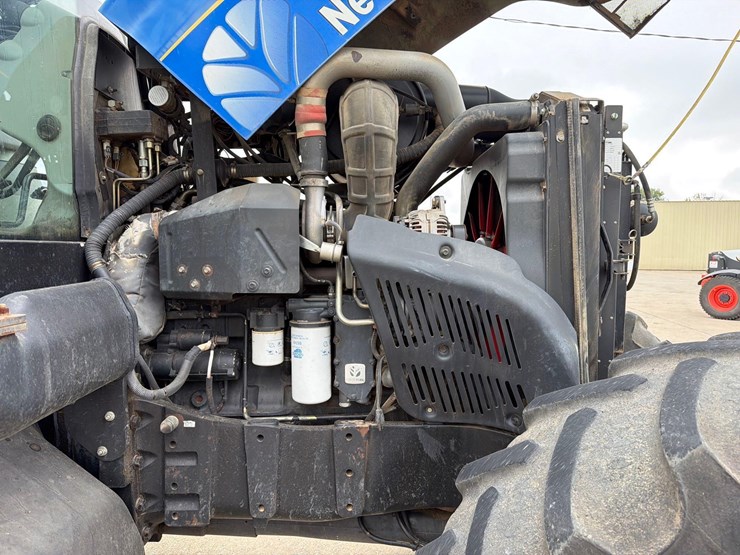 2009-new-holland-t8050-image-60
