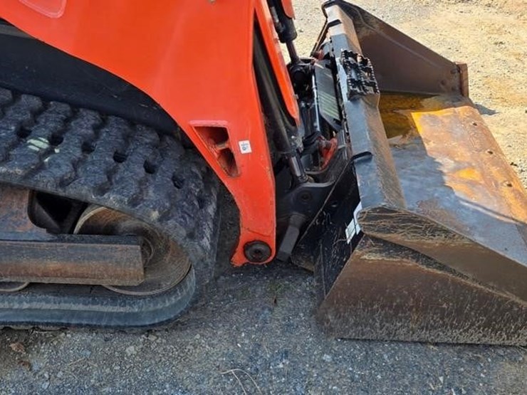 kubota-svl75-2-image-30