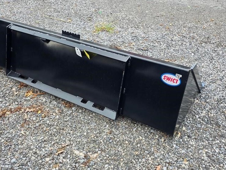 new-swict-78"-skidloader-bucket-image-4