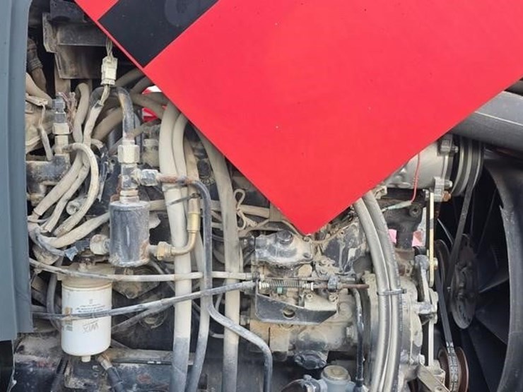 case-ih-jx100u-image-40
