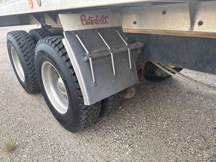 1991-peterbilt-grain-truck-image-9