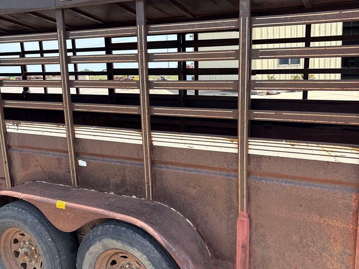 1990-trailmann-7ft-x-24ft-gooseneck-livestock-trailer-image-6