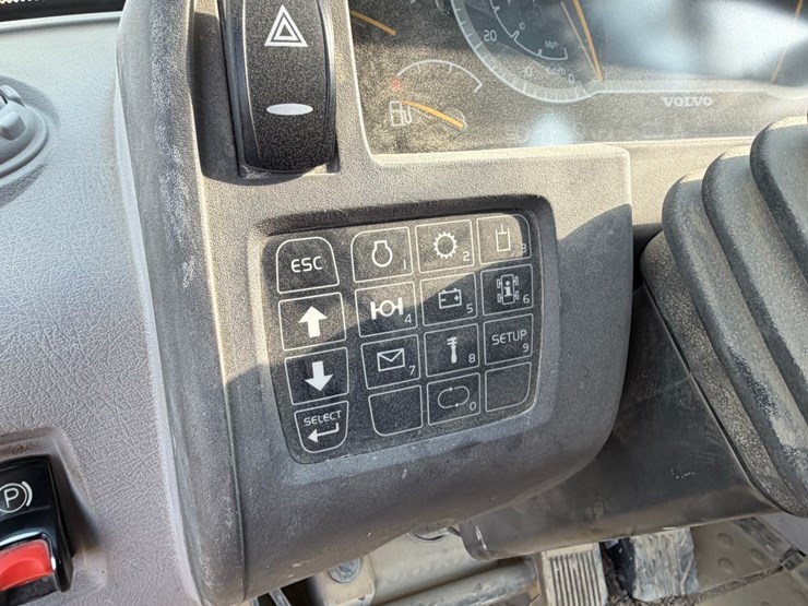 2022-volvo-l180h-image-41