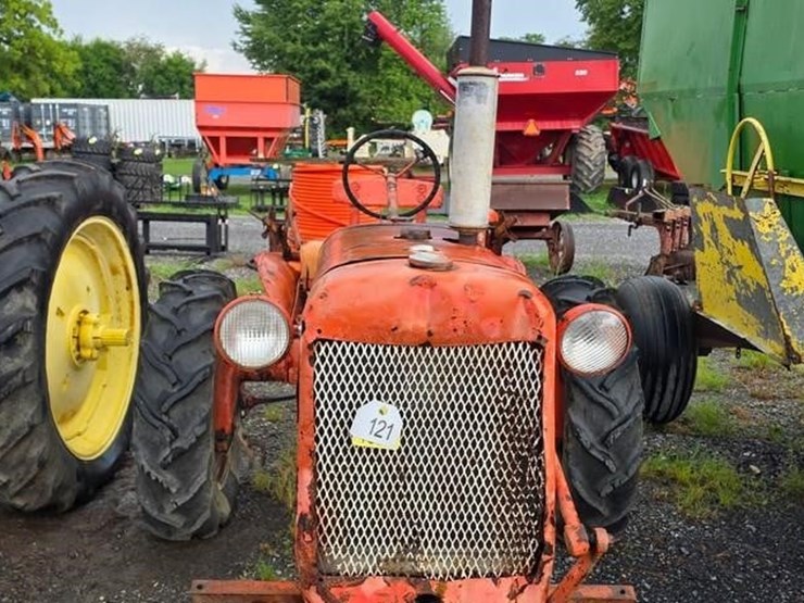 allis-chalmers-ca-tractor-w/cultivators-(runs)-image-20
