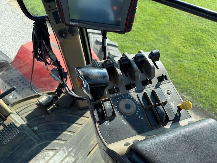 2007-case-ih-380-image-16