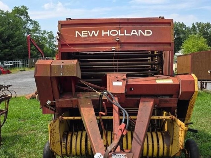 new-holland-846-image-19