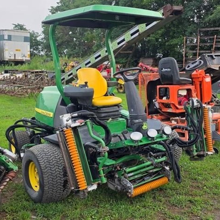 2011 JOHN DEERE 7500