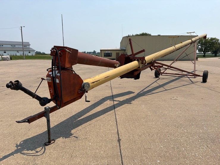 westfield-10”-x-62ft-auger-image-1