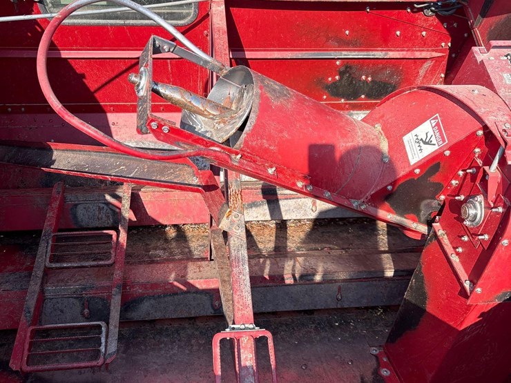 2005-case-ih-2377-image-77