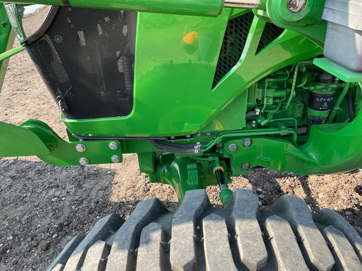 2022-john-deere-5055e-image-29